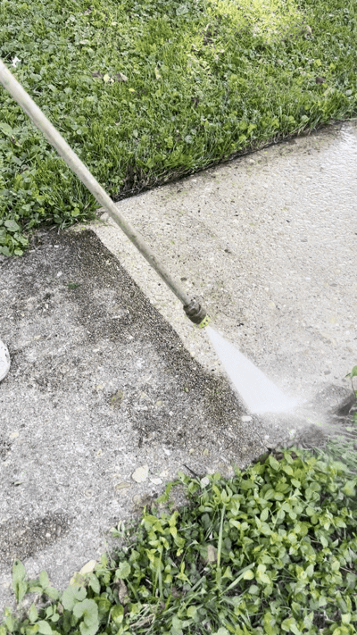 Looping cleaning clip